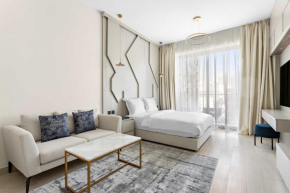 Charming Studio in Arjan with pool and gym